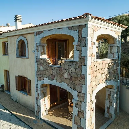 מלון דירות Tanaunella בודוני